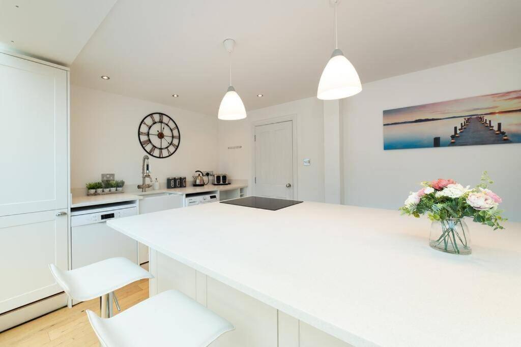 Aderta Stylish House Villa พูล ภายนอก รูปภาพ